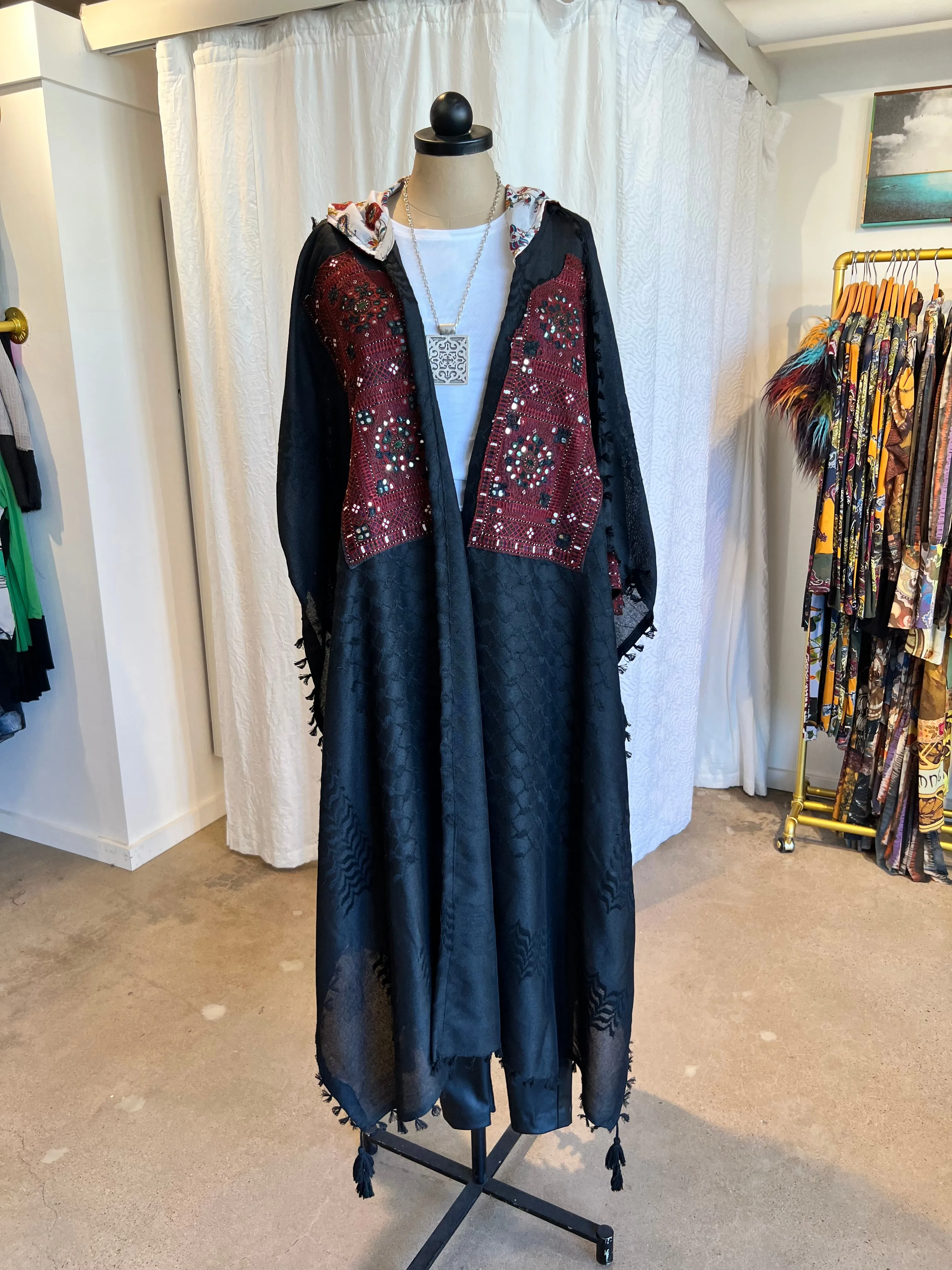 Badiwan Hooded Caftan