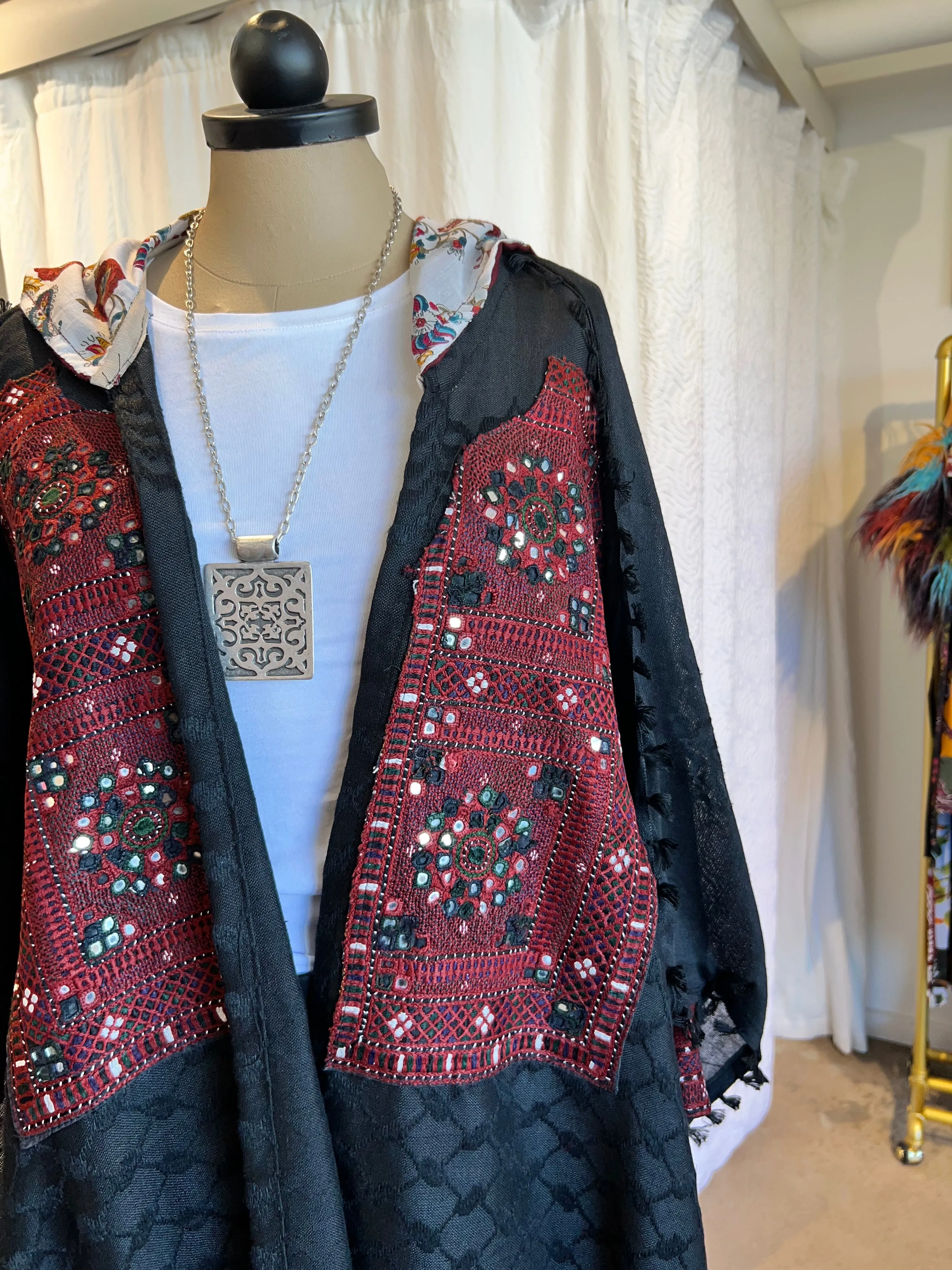 Badiwan Hooded Caftan