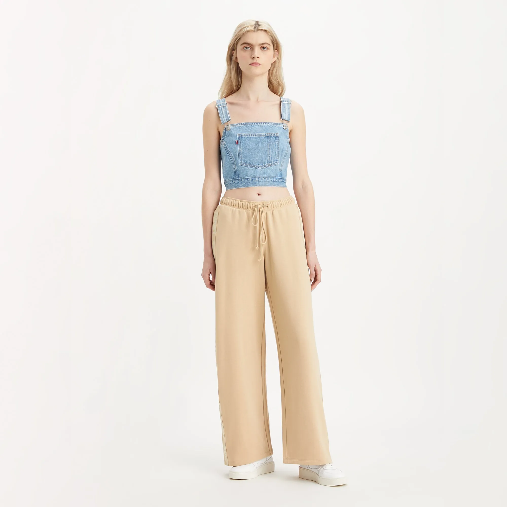 Levi's® Women's Graphic Low Rider Sweatpants
