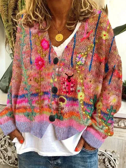 Liva  Stijlvolle dames cardigan van wolflanel met retro print