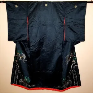 "Old Friends" Meiji Antique Wedding Kimono (Uchikake)