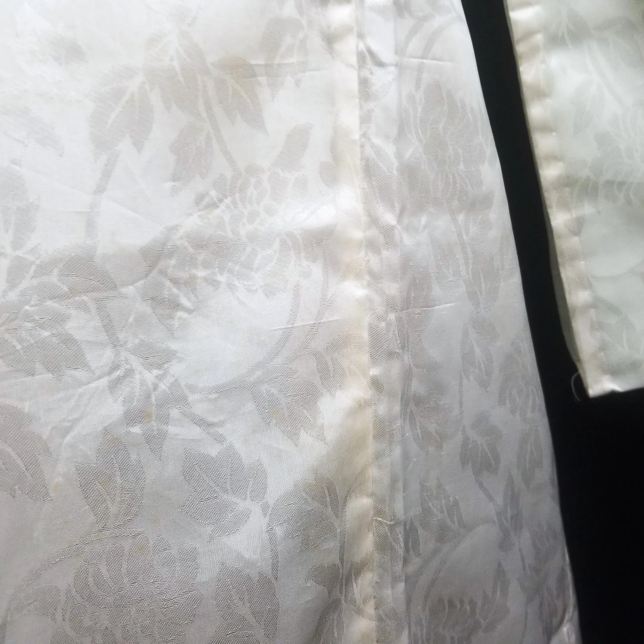 "White Vines" Vintage Girls Underkimono