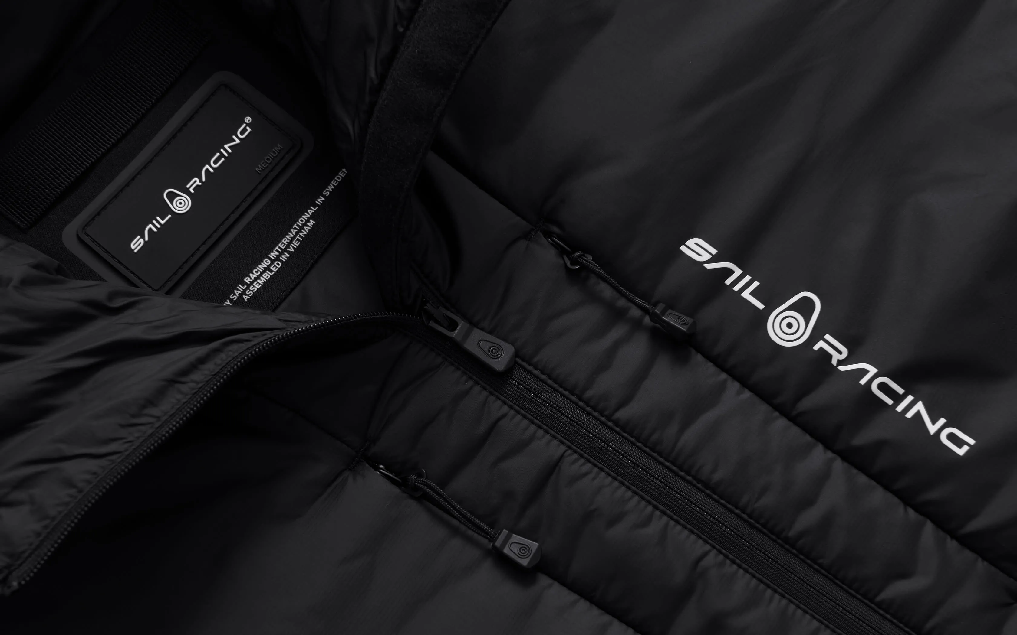 Sail Racing Women&#x27;s Spray Primaloft Jacket Carbon | Buy Sail Racing Women&#x27;s Spray Primaloft Jacket Carbon here | Outnorth